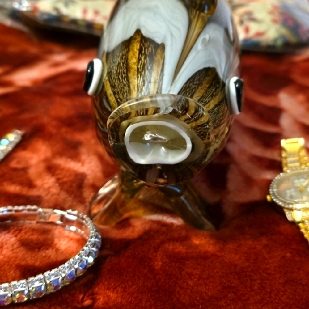 XL Murano Vintage 10" Long Glass Fish W/Curved Tale - Brown and White - Picture 4 of 6